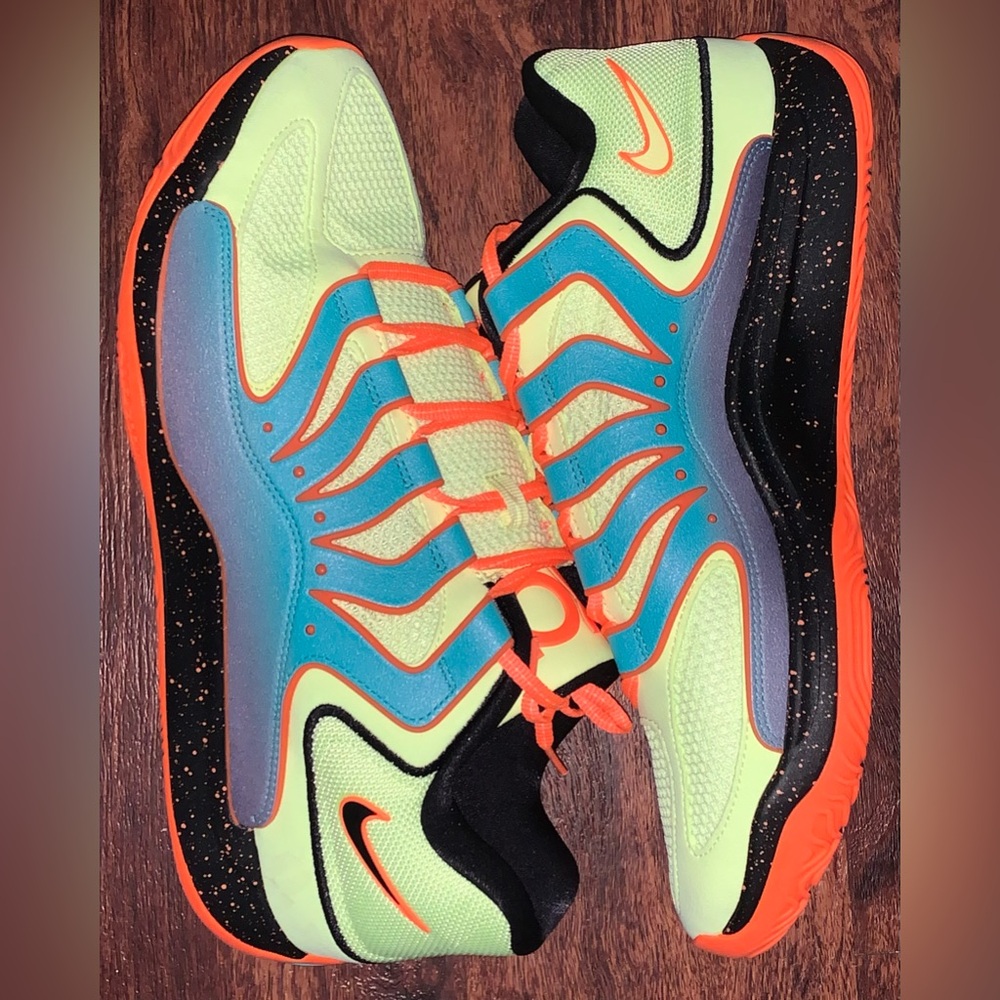 Nike size 9.5